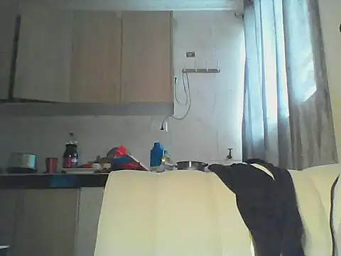 Snapshot of sweetanabella4 chatting on 04-20-26, 11:35 sweetanabella4 online show from 04-20-26, 11:35