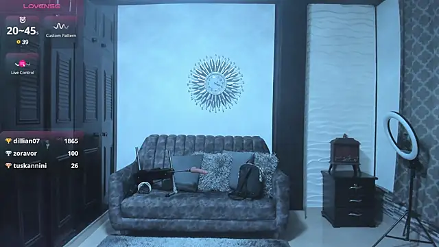 Snapshot of EroticAzir chatting on 12-17-24, 12:45 EroticAzir online show from 12-17-24, 12:45