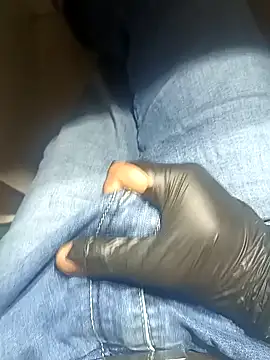 Snapshot of franko1987 chatting on 01-06-25, 10:24 franko1987 online show from 01-06-25, 10:24