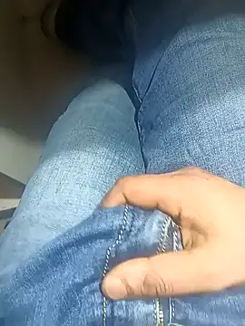 Snapshot of franko1987 chatting on 01-07-25, 06:16 franko1987 online show from 01-07-25, 06:16