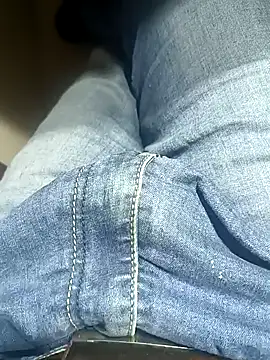 Snapshot of franko1987 chatting on 01-08-25, 07:13 franko1987 online show from 01-08-25, 07:13