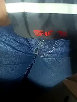 Snapshot of franko1987 chatting on 02-10-25, 05:36 franko1987 online show from 02-10-25, 05:36