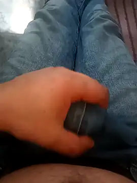 Snapshot of franko1987 chatting on 02-11-25, 11:21 franko1987 online show from 02-11-25, 11:21