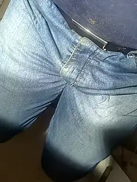 Snapshot of franko1987 chatting on 02-17-25, 08:09 franko1987 online show from 02-17-25, 08:09