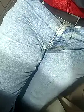 Snapshot of franko1987 chatting on 02-22-25, 07:56 franko1987 online show from 02-22-25, 07:56