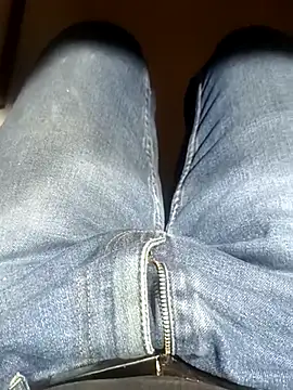 Snapshot of franko1987 chatting on 03-07-25, 02:34 franko1987 online show from 03-07-25, 02:34