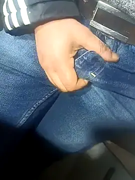 Snapshot of franko1987 chatting on 03-18-25, 11:19 franko1987 online show from 03-18-25, 11:19