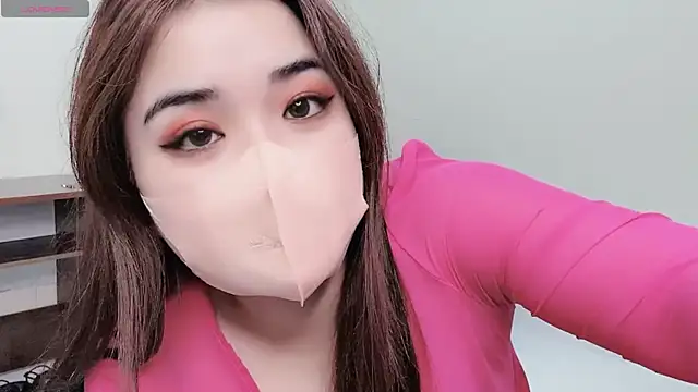 LyLy Office online show from 12-17-24, 11:17