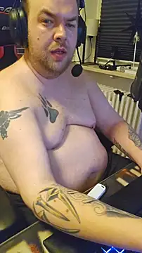 Snapshot of PupW0lfy chatting on 02-04-26, 07:20 PupW0lfy online show from 02-04-26, 07:20