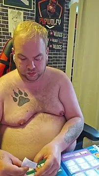 Snapshot of PupW0lfy chatting on 06-17-26, 11:34 PupW0lfy online show from 06-17-26, 11:34
