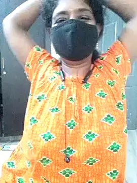 Snapshot of Tamil--Rani chatting on 12-15-24, 08:41 Tamil--Rani online show from 12-15-24, 08:41