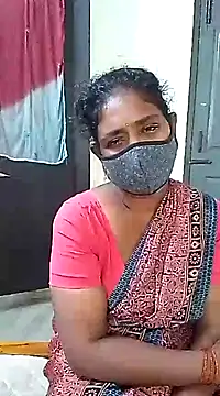 Snapshot of Tamil--Rani chatting on 01-07-25, 08:56 Tamil--Rani online show from 01-07-25, 08:56