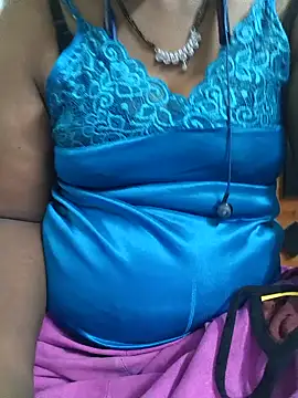 Snapshot of Tamil--Rani chatting on 02-09-25, 03:34 Tamil--Rani online show from 02-09-25, 03:34