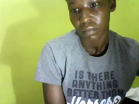 Snapshot of Claris2 chatting on 01-29-25, 03:01 Claris2 online show from 01-29-25, 03:01