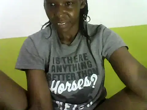 Snapshot of Claris2 chatting on 02-15-25, 04:47 Claris2 online show from 02-15-25, 04:47