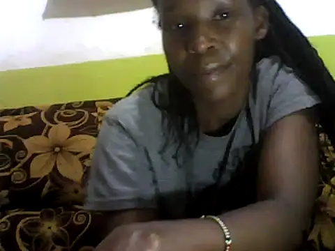 Snapshot of Claris2 chatting on 03-06-25, 01:27 Claris2 online show from 03-06-25, 01:27