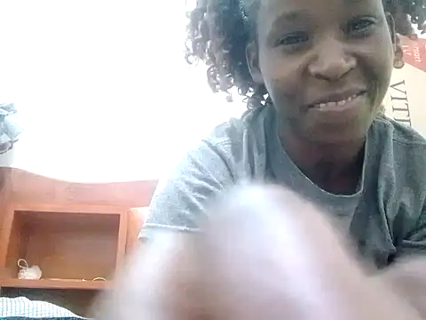 Snapshot of Claris2 chatting on 09-29-25, 09:08 Claris2 online show from 09-29-25, 09:08