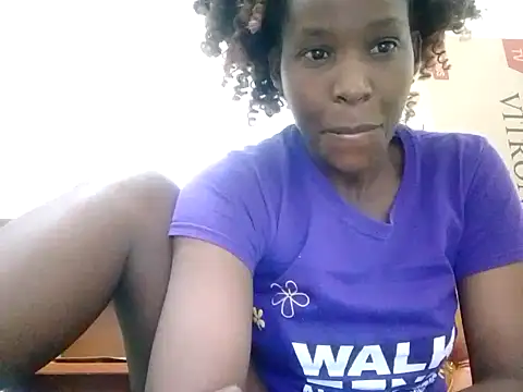 Snapshot of Claris2 chatting on 09-30-25, 08:47 Claris2 online show from 09-30-25, 08:47