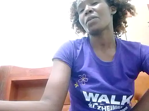 Snapshot of Claris2 chatting on 10-01-25, 07:31 Claris2 online show from 10-01-25, 07:31