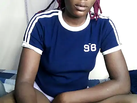 Snapshot of juiccypussy chatting on 05-17-26, 03:26 juiccypussy online show from 05-17-26, 03:26