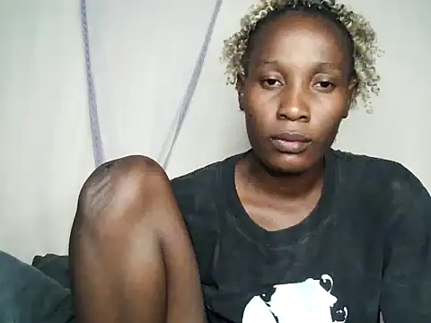 Snapshot of juiccypussy chatting on 06-02-26, 04:14 juiccypussy online show from 06-02-26, 04:14