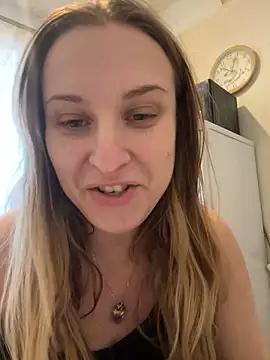 Snapshot of OlgaBuzzz chatting on 12-27-24, 05:52 OlgaBuzzz online show from 12-27-24, 05:52