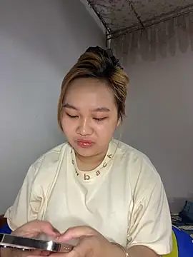 Odette68 online show from 06-06-26, 12:27