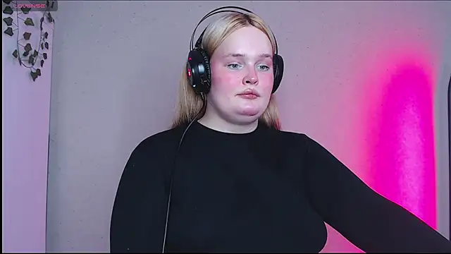 rozzhaos8 online show from 10-23-25, 11:31