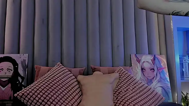 Snapshot of AmbarHills_1 chatting on 11-04-25, 11:42 AmbarHills 1 online show from 11-04-25, 11:42