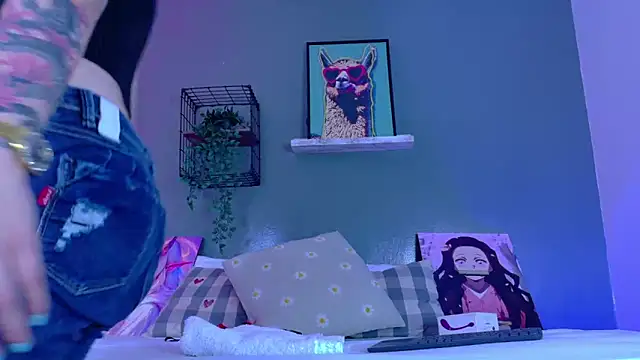 AmbarHills 1 online show from 12-16-25, 11:37