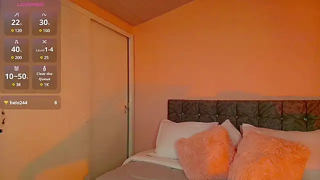 Snapshot of lovely__martina chatting on 03-15-25, 03:51 lovely martina online show from 03-15-25, 03:51