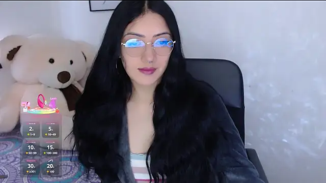 Snapshot of Suzanne_abbey chatting on 10-22-25, 09:47 Suzanne abbey online show from 10-22-25, 09:47