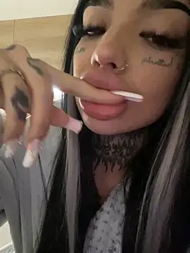 CreamyInkky  online show from 01-24-25, 09:58