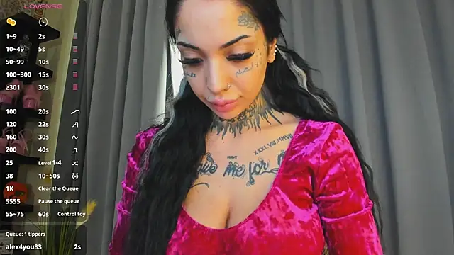 CreamyInkky  online show from 03-19-25, 01:07