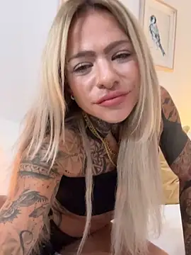 Divina X  online show from 10-19-25, 05:24