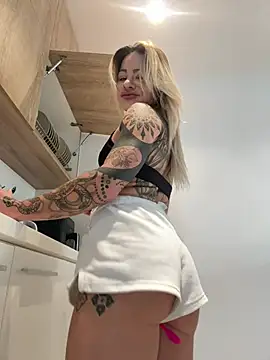 Divina X  online show from 01-15-26, 06:40