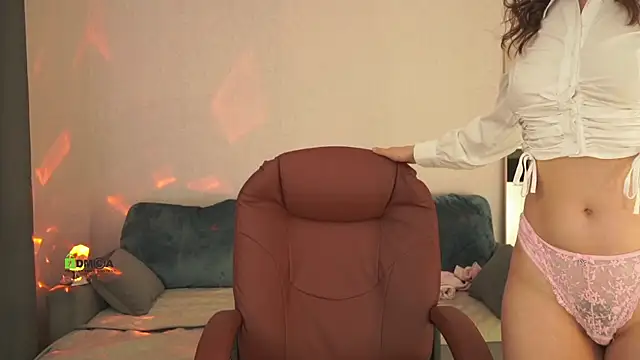 Victoria1Love online show from 02-01-25, 02:58