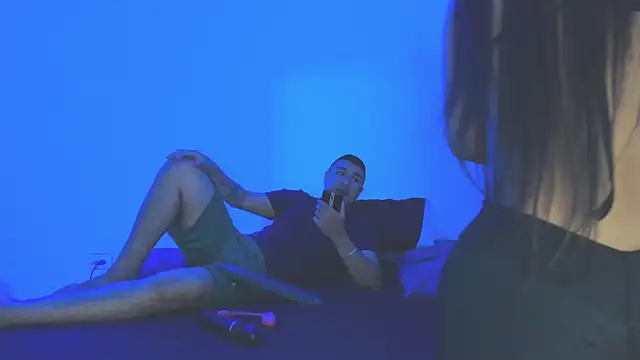 evanandsunny online show from 09-29-25, 03:11