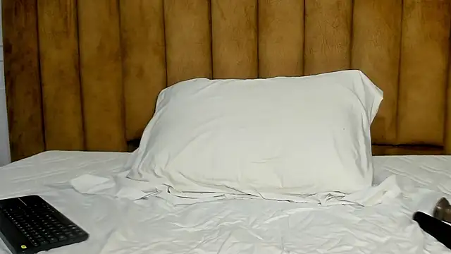 Daphne81  online show from 01-05-25, 05:20