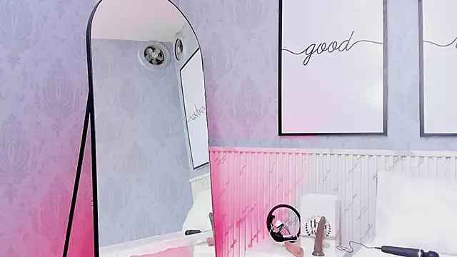 Daphne81  online show from 09-10-25, 02:11