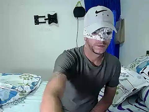 Snapshot of dirty_boy_horny chatting on 11-19-25, 08:20 dirty boy horny online show from 11-19-25, 08:20