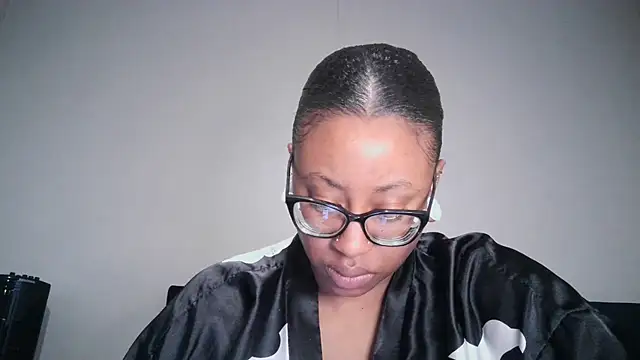 Snapshot of Nyxie_Chaos chatting on 12-02-25, 02:23 Nyxie Chaos online show from 12-02-25, 02:23