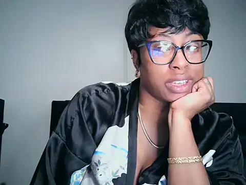 Nyxie Chaos online show from 04-15-26, 03:08