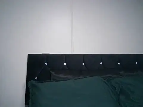 Nyxie Chaos online show from 04-21-26, 02:01