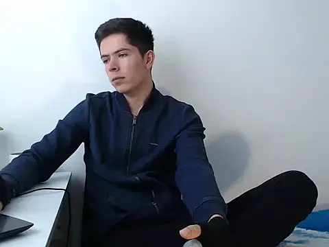 Snapshot of Eliantg chatting on 12-16-25, 06:35 Eliantg online show from 12-16-25, 06:35