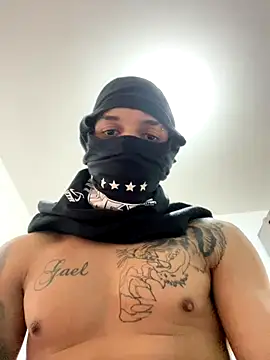 Snapshot of Brito06 chatting on 09-25-25, 04:38 Brito06 online show from 09-25-25, 04:38