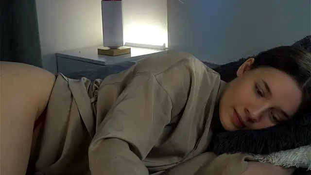 LowOncoming online show from 02-19-25, 04:23