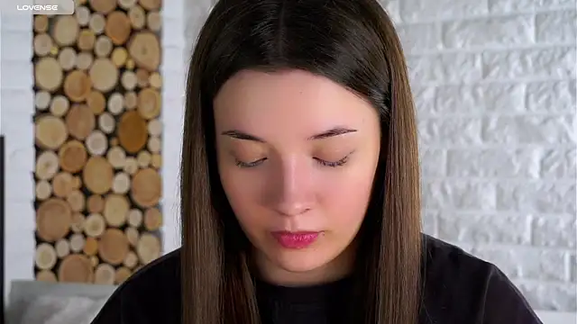 LowOncoming online show from 11-04-25, 02:10