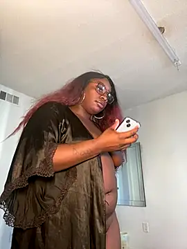 LillShayy online show from 10-12-25, 03:00