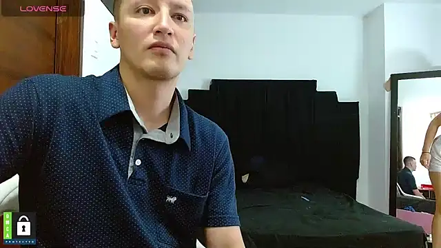 Hot-Couple--18 online show from 12-11-24, 03:35